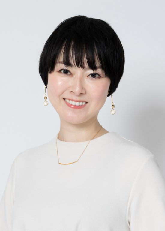 遠野なぎこ
